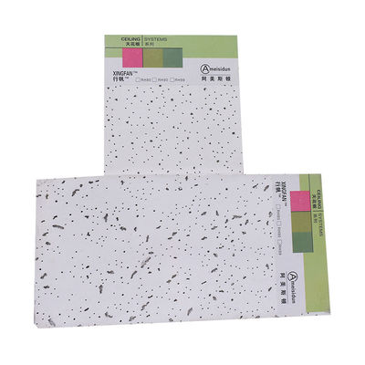 Paneles de techo de lana mineral cuadrada para diseño de interiores modernos y absorción de sonido